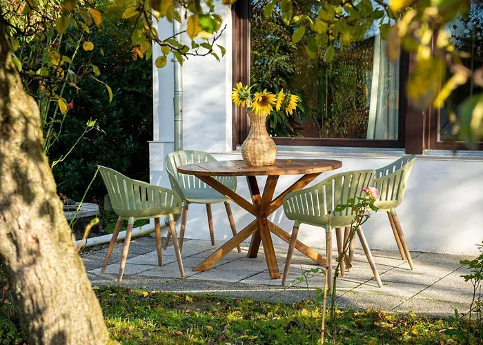 Helo * Badacsonytördemic